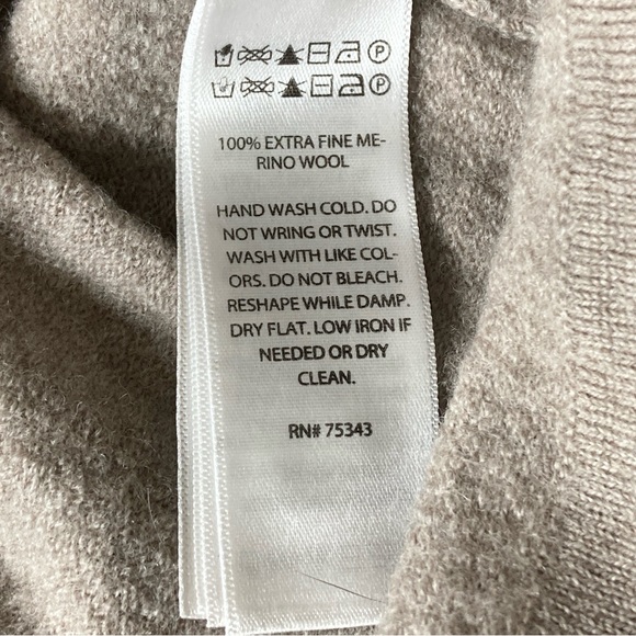 Christian Lacroix Shirt Sweater Men’s Beige Size M Extra fino Merino Wool - Picture 9 of 16